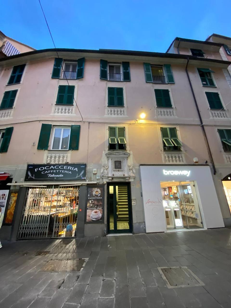 Martel Rooms - Genova Centro Brignole Exteriör bild